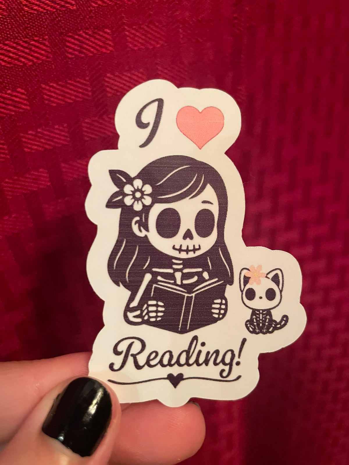 I Heart Reading! :)